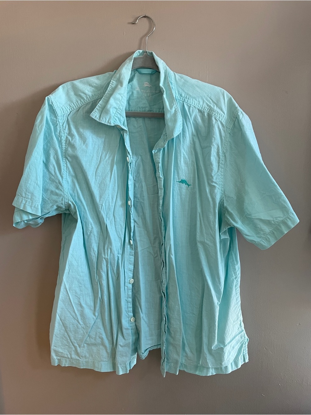 Short-Sleeve Men's Button-Up Shirt